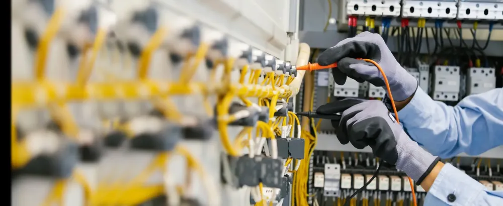 Formation HBE Opérations d'ordre électrique (tous symboles...)